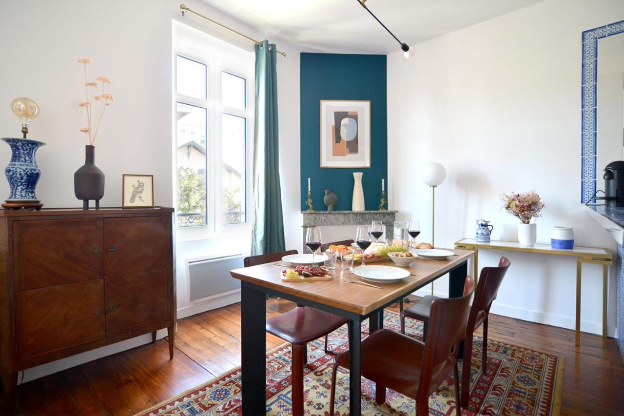 Gambetta Stylish 2 Bedrooms Apartment - Between Beach & Fresh Market Biarritz Bagian luar foto